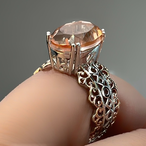 🗽NWT/Morganite Quartz (Triplet)Ring, 18K Rose Gold Plated & Platinum Bond